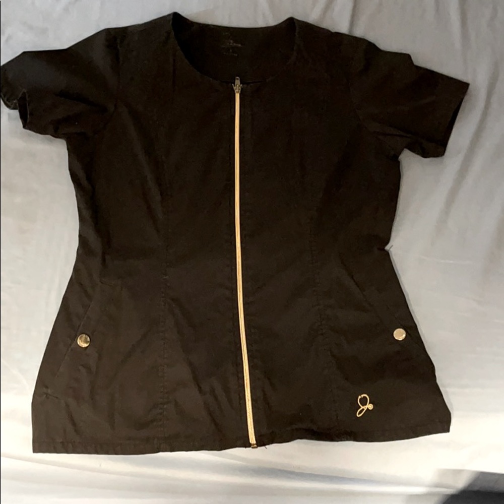 Jaanuu scrub shirt